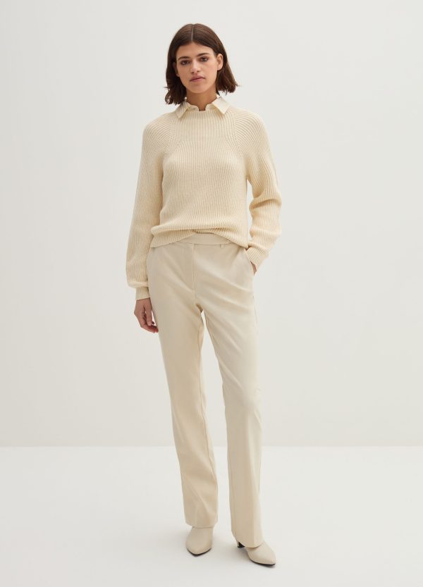 Pantalone flare fit a vita alta