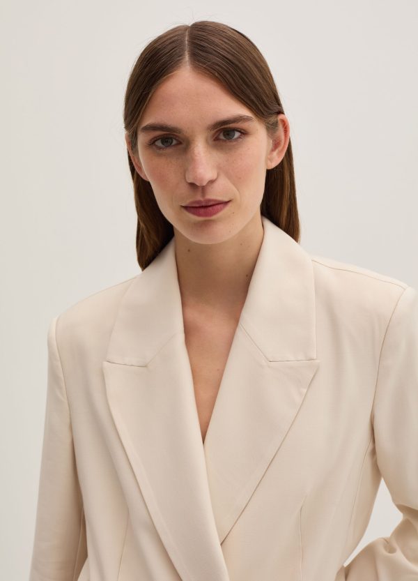 Blazer fluido doppiopetto in twill tecnico