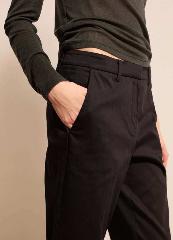 Pantalone chino in cotone stretch - Image 2