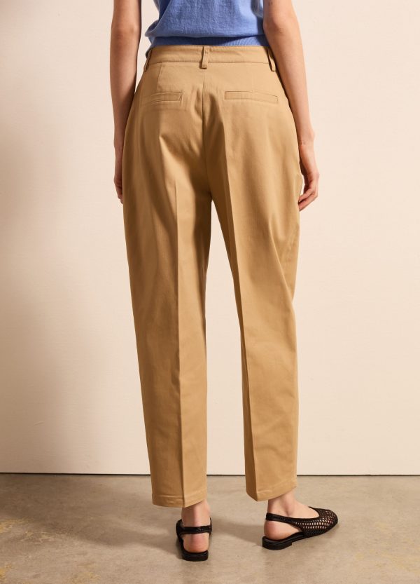 Pantalone carrot fit in cotone stretch - Image 4