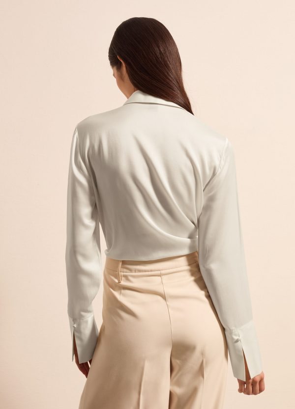 Camicia slim fit in satin di viscosa e seta - Image 4