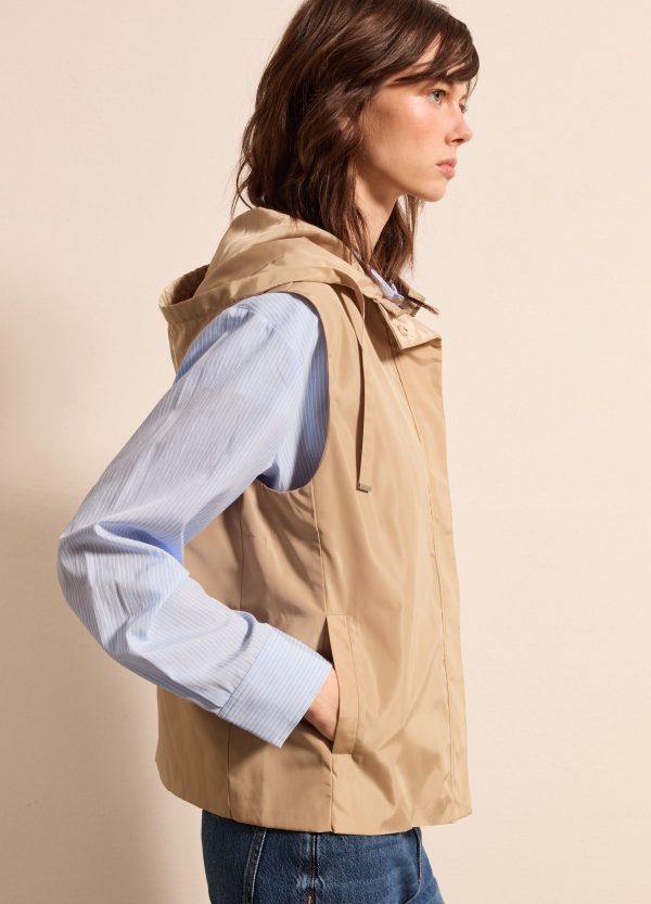 Gilet con cappuccio - Image 3