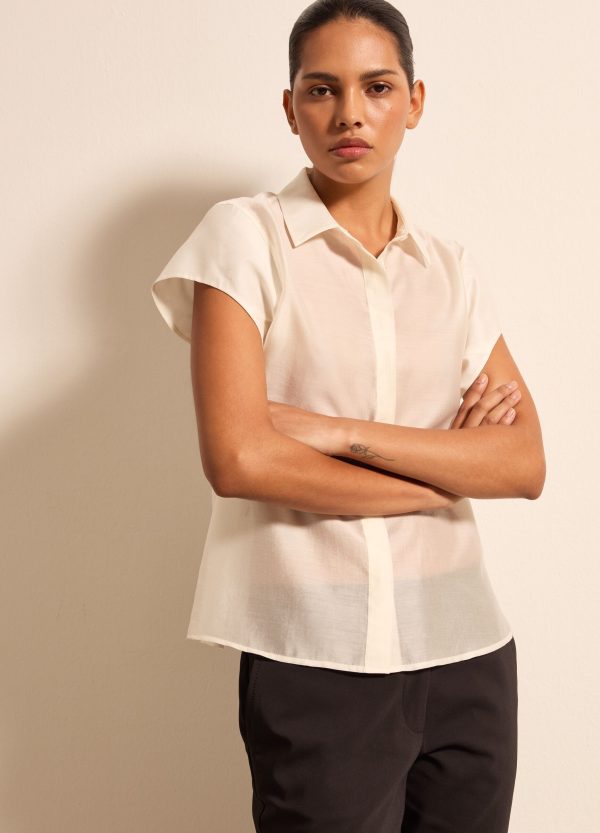 Camicia con maniche corte