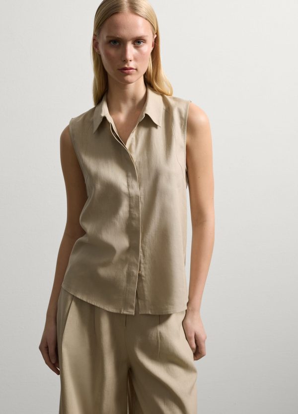 Camicia smanicata in lino e viscosa