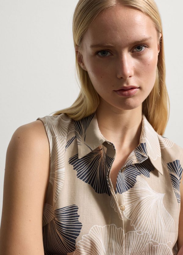 Camicia smanicata in lino e viscosa