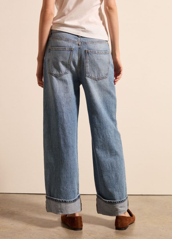 Jeans a gamba larga con risvolti - Image 4