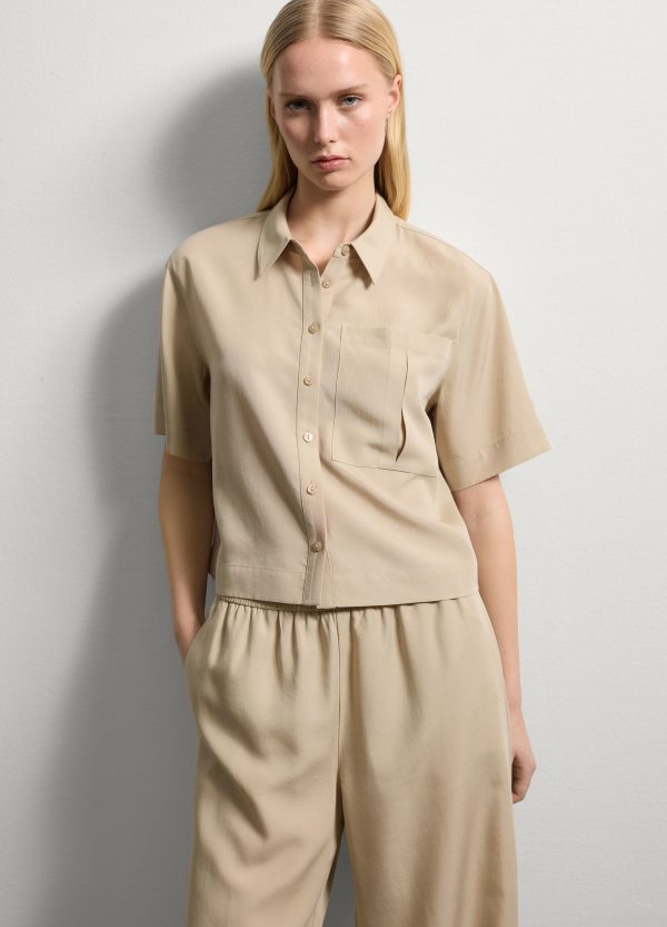 Shacket cropped con tasca