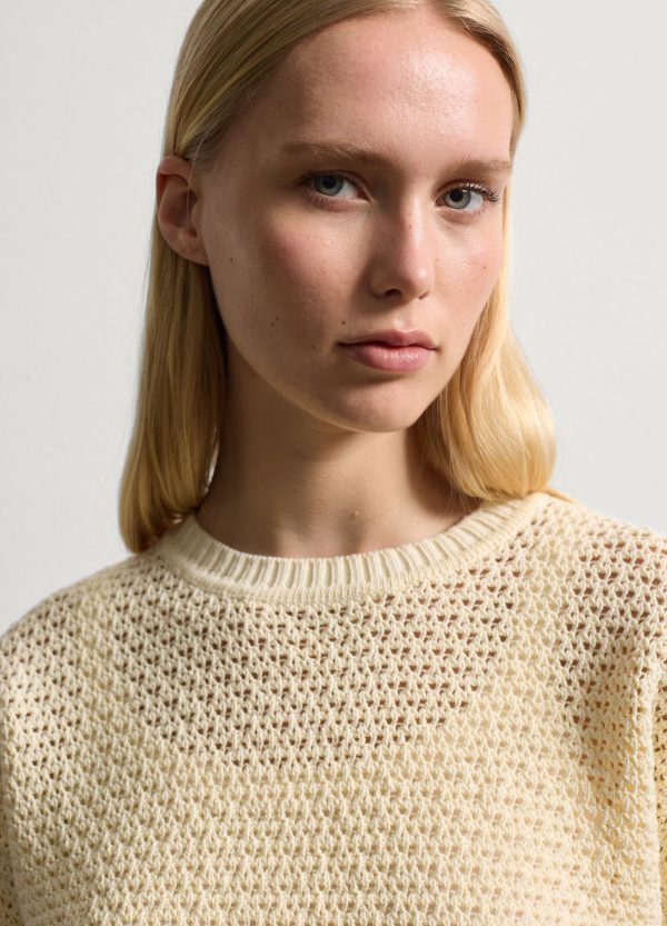 Maglia girocollo crochet