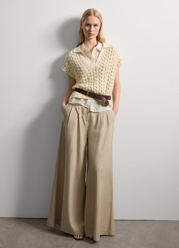 Maglia crochet con scollo a polo